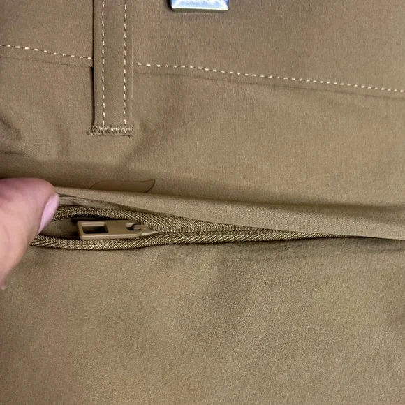 Fabletics NWT Men’s The Only Pant Classic Fit 30x32 Dark Twill - Picture 4 of 13